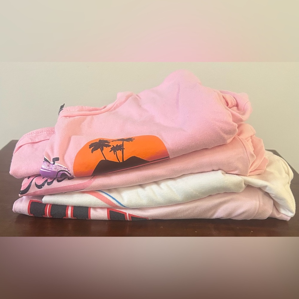 Shein Pink and White Graphic T-Shirts Bundle